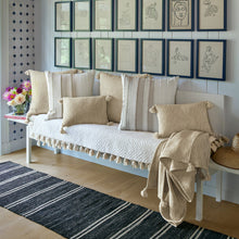 Load image into Gallery viewer, Fringed Natural