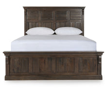 Load image into Gallery viewer, Adelaide Wood Bed - 2 Finishes