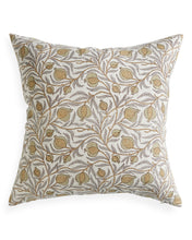 Load image into Gallery viewer, Cushion Set -Medusa