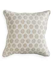 Load image into Gallery viewer, Cushion Set -Medusa