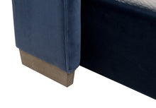 Load image into Gallery viewer, Chandler Queen Bed