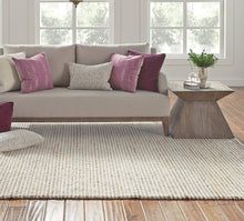 Load image into Gallery viewer, Valencia Ivory Rug