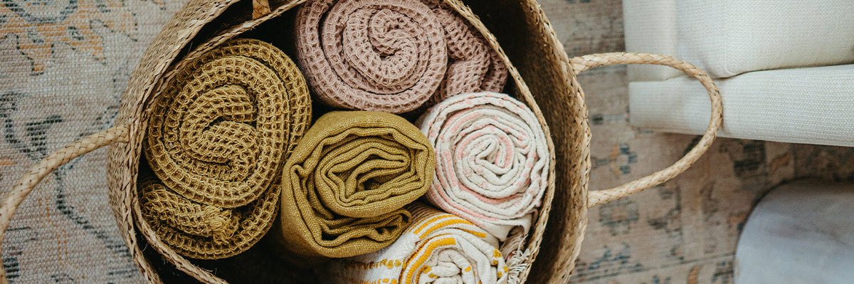 Throw Blankets – Cottage Furnishings