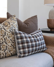 Load image into Gallery viewer, Whittier 22&quot; Pillow
