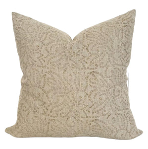 Twisp 22" Pillow