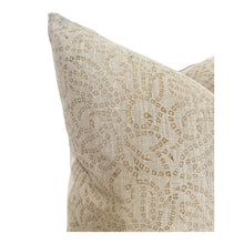 Load image into Gallery viewer, Twisp 22&quot; Pillow
