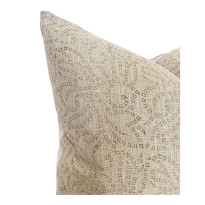 Twisp 22" Pillow