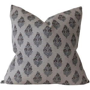 Logan 22" Pillow