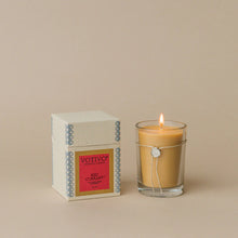 Load image into Gallery viewer, Red Currant Candle 6.8oz
